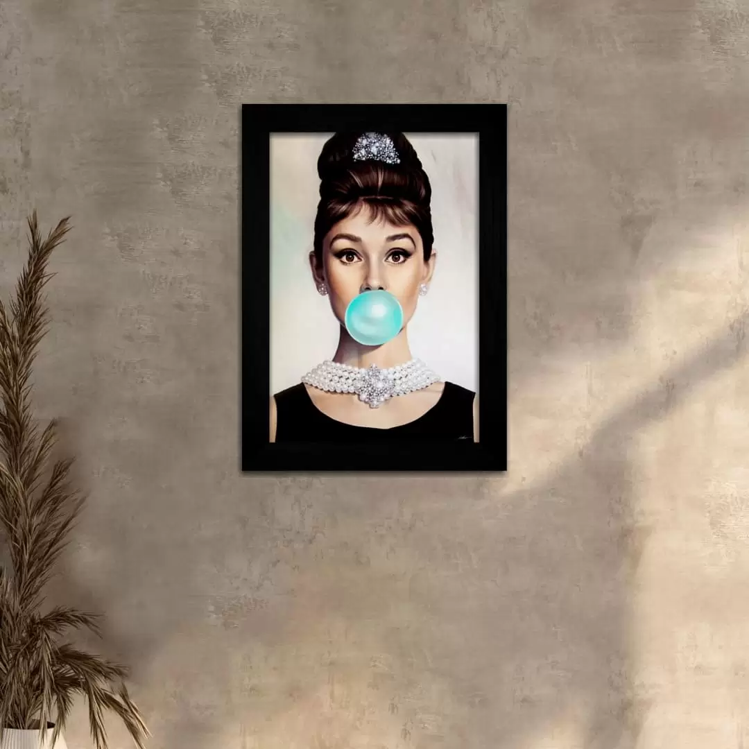 Quadro Decorativo Audrey-Hepburn Atriz - Moldura Preta -