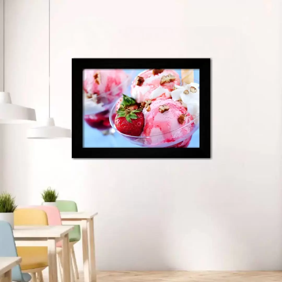 Quadro Decorativo Sorvetes de Morango - Moldura Preta -