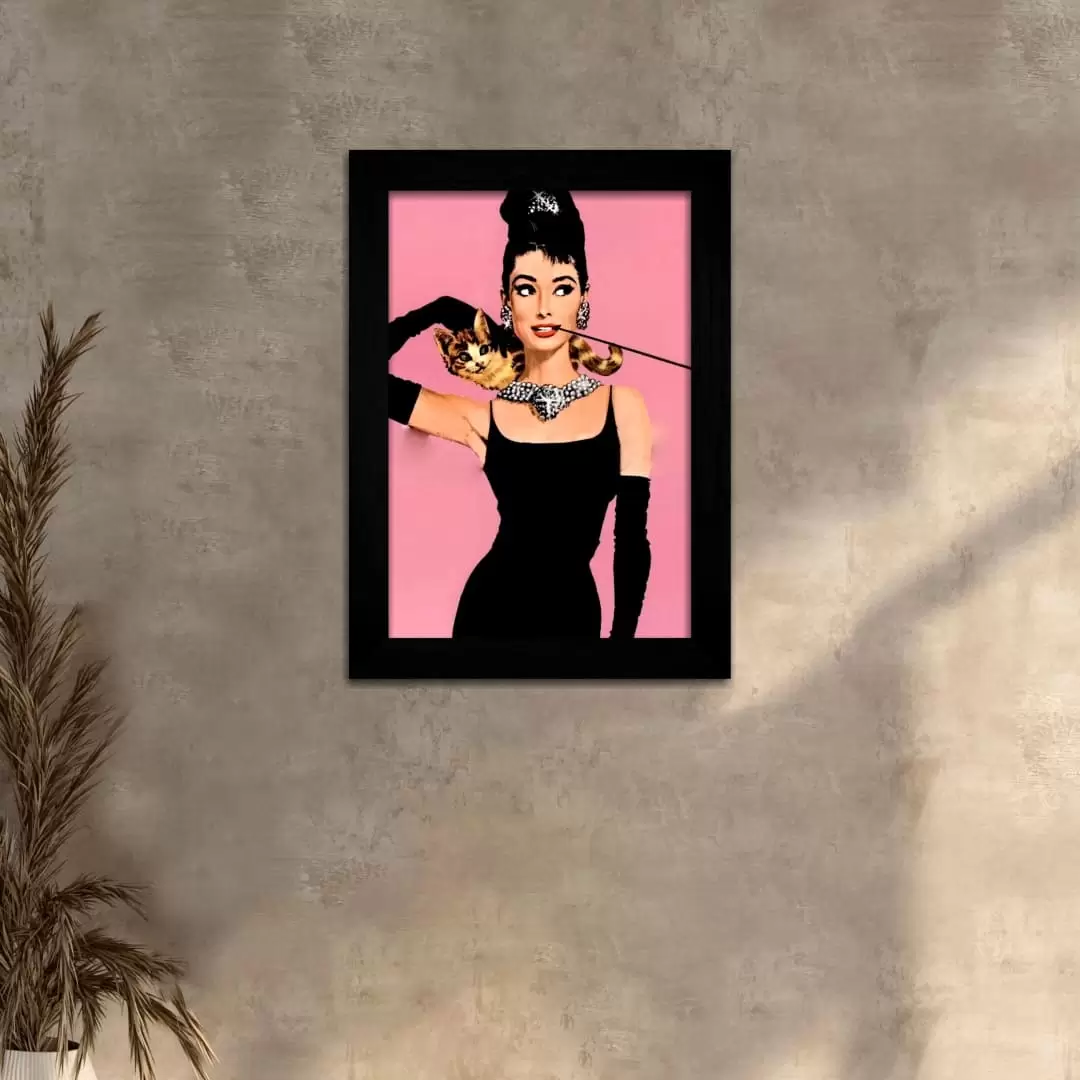 Quadro Decorativo Audrey-Hepburn Modelo - Moldura Preta -