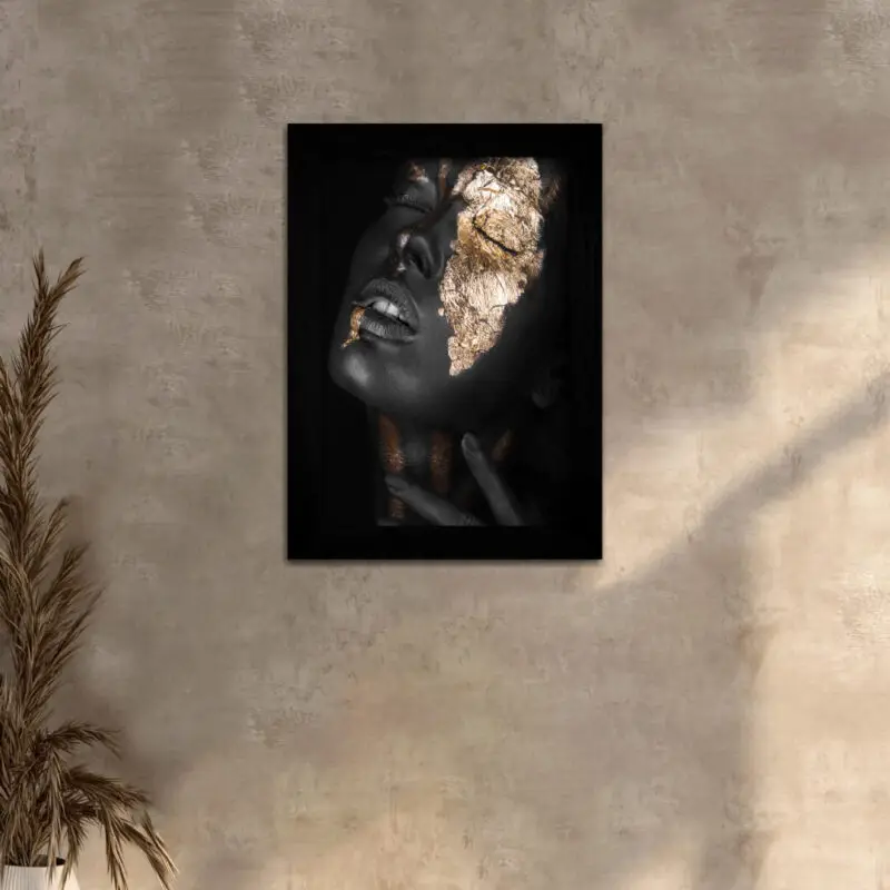Quadro Decorativo Mulher-Negra-de-Ouro - Moldura Preta -